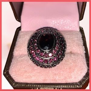 Vintage JUICY COUTURE Rose Cut Cluster Ring sz 6 in Wine Crystals and Gunmetal